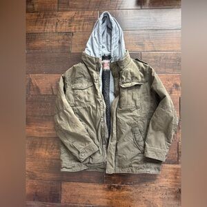 Levi’s Men’s Washed Cotton Hooded Military Jacket Khaki/Sherpa Lined 2XLarge